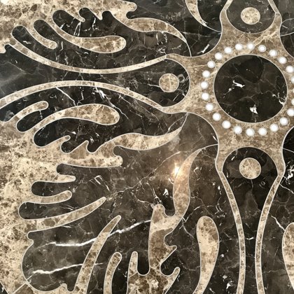 Natūralaus marmuro grindys