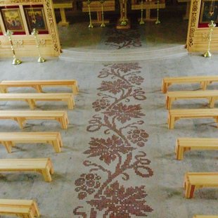 Grindų autorius-Arvydas Bumblys. Klaipėdos Švč. Dievo Motinos Dangun ėmimo sentikių cerkė