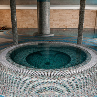 ,,Vanagupė'' viešbutis. Mozaika