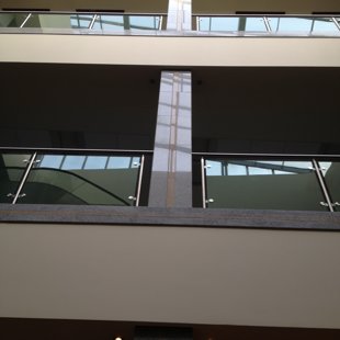 ,,Mega plaza'' granito dirbiniai